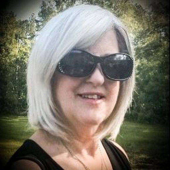 Meet your Posher, Wanda - Picture 1 of 1